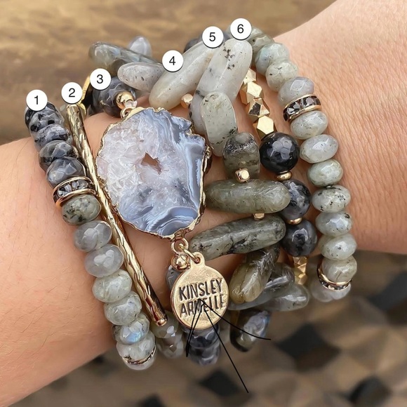 New Kinsley Armelle Agate Collection Smoky Bracelet (S/M) - Picture 7 of 7